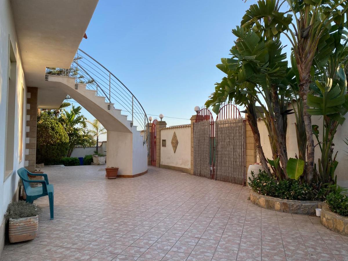 הוילה Triscina 200M From The Sea - Large Private Patio With Bbq מראה חיצוני תמונה